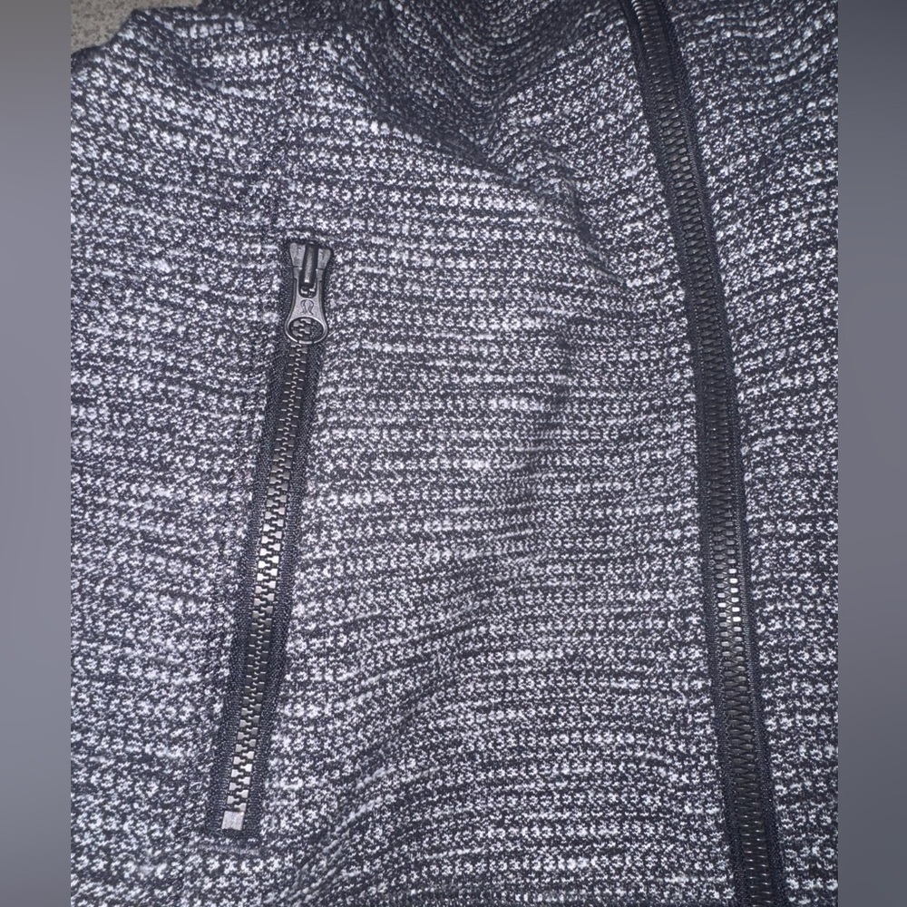 Lululemon Forme Jacket - Picture 11 of 11